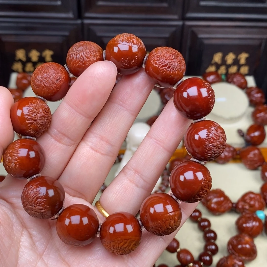 用***福橄榄核吊坠钟馗伏魔