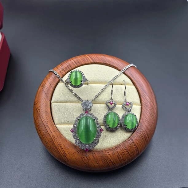 【绚丽多彩 光彩照人】套装 GDJ4037