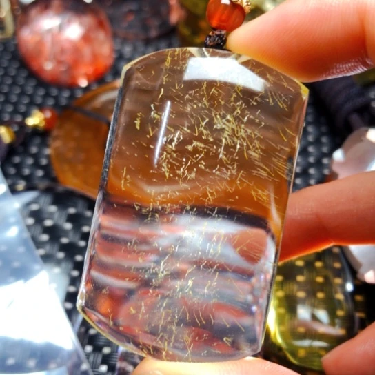 未镶嵌颈饰水晶惠***哥