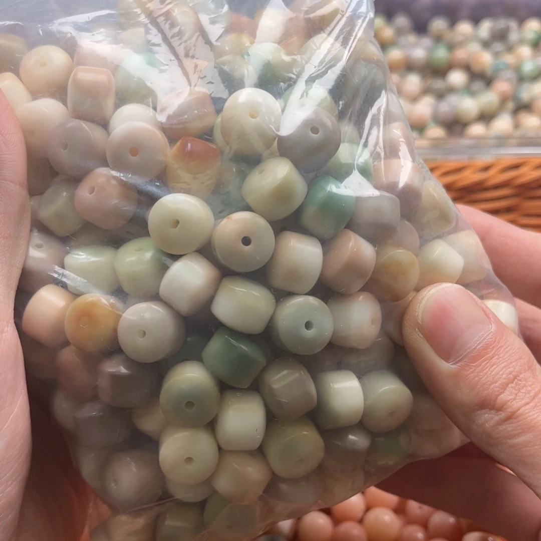 【闪购商品】白玉菩提吊坠晨**8c13/锅底金轮