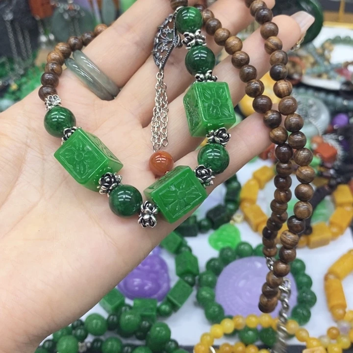 翡翠未镶嵌颈饰项链36