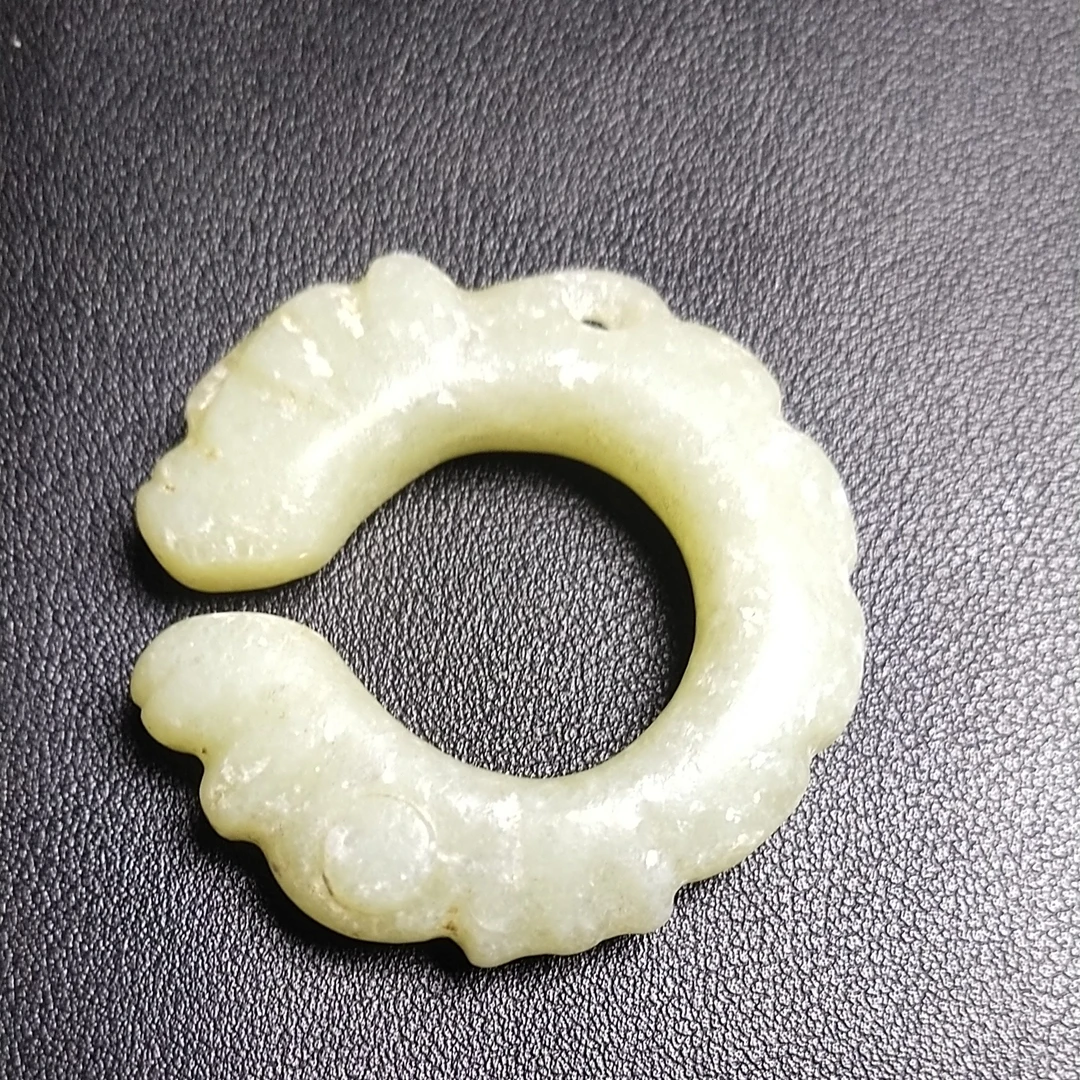河磨奇石龙形形件