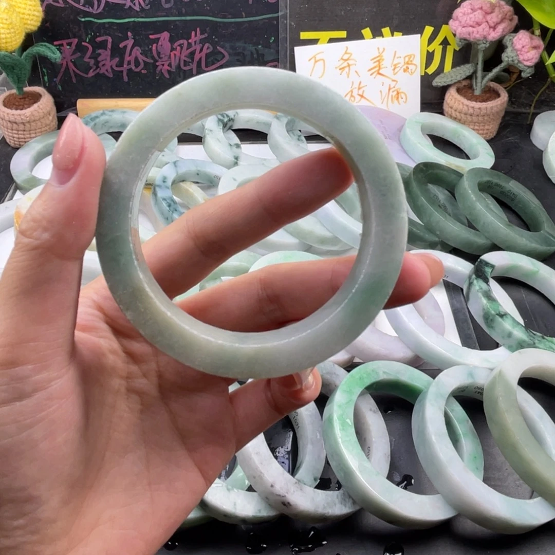 未镶嵌翡翠定制翡翠