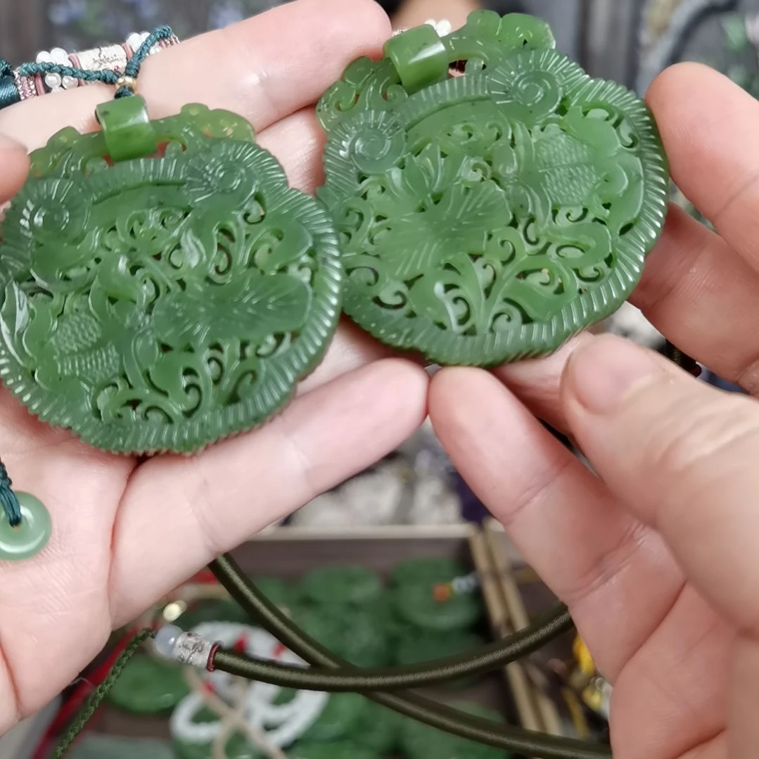 和田玉颈饰未镶嵌多样性发货其一