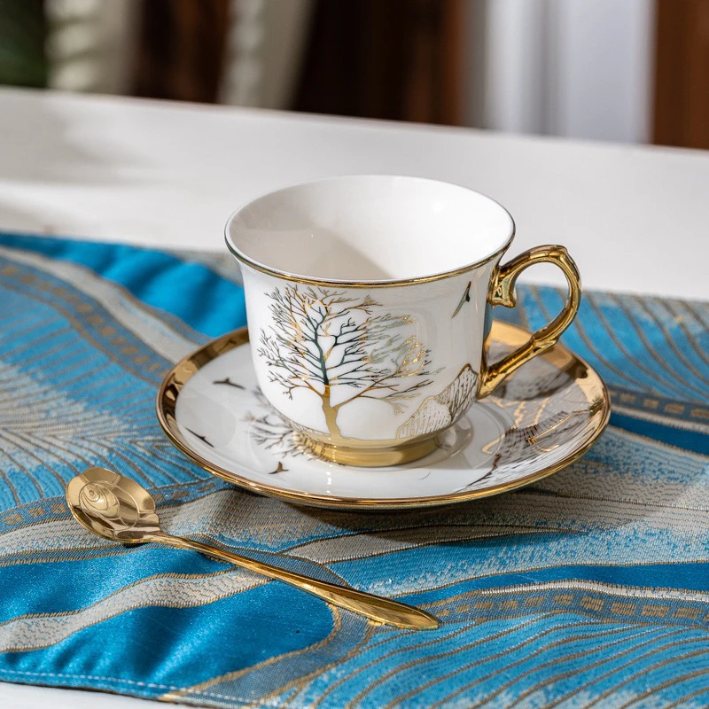 欧式咖啡杯高颜值英式创意家用杯碟陶瓷杯具茶杯商务礼盒轻奢高档