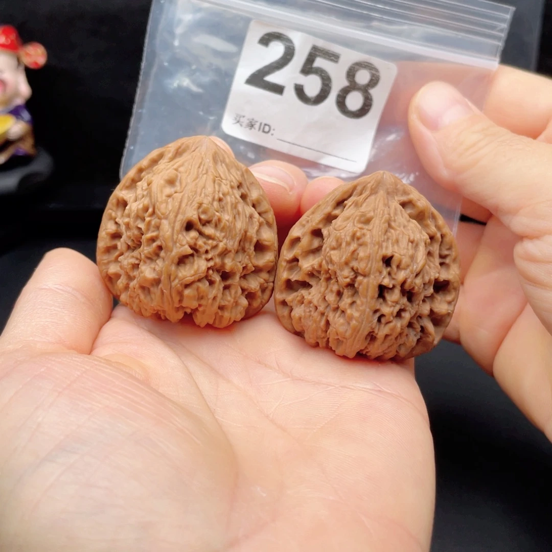 文玩核桃把件南疆40