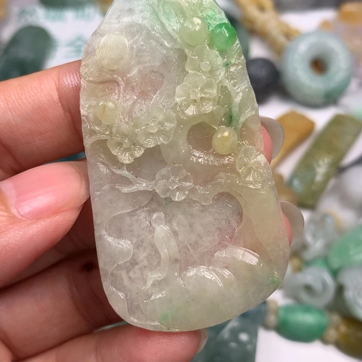 定制翡翠未镶嵌翡翠