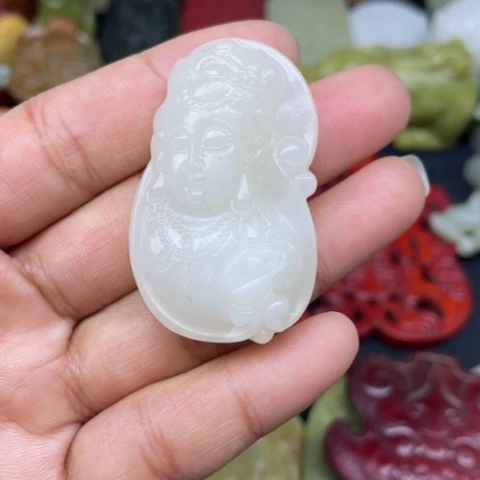 和田玉颈饰未镶嵌67