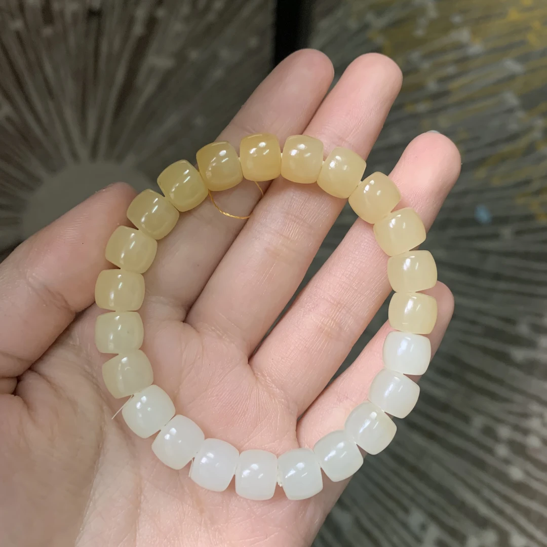 和田玉蜂蜜糖老型珠手串