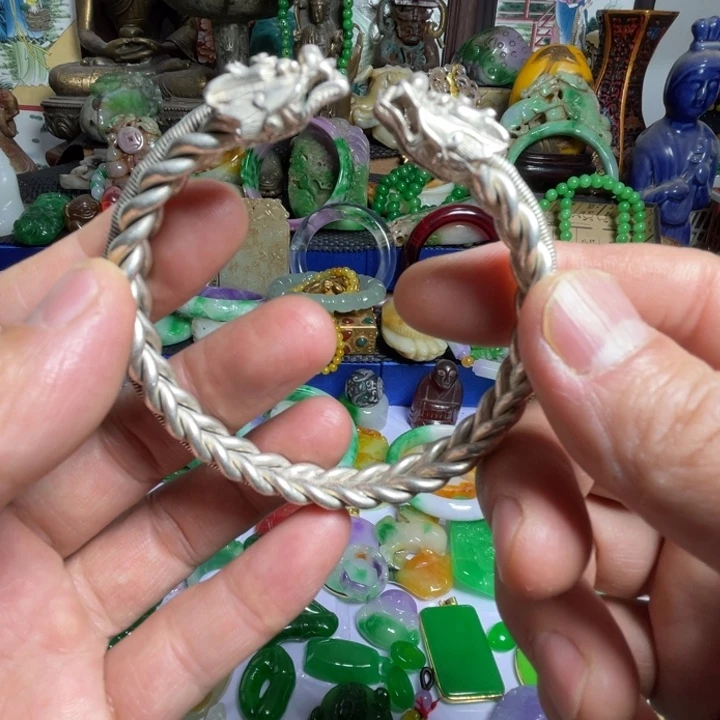 滴血莲花菩提吊坠