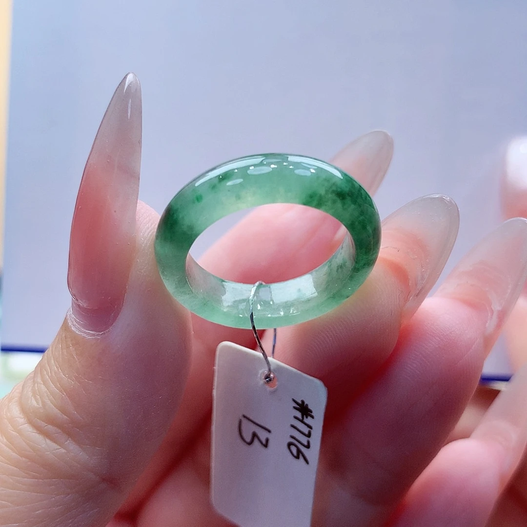 翡翠未镶嵌戒指缅甸A货