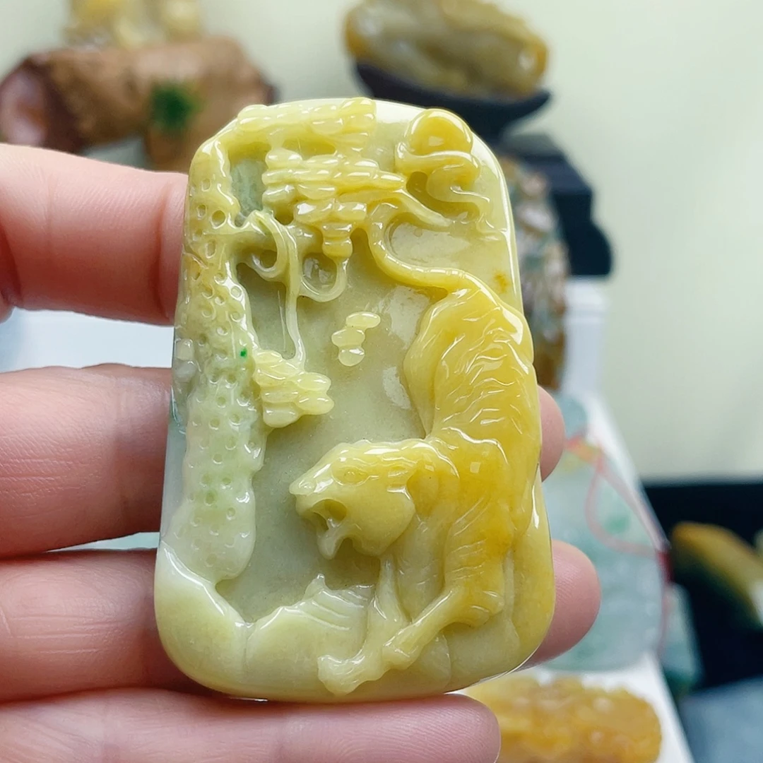 翡翠未镶嵌颈饰2222