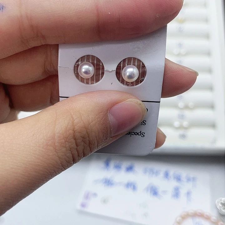 淡水珍珠耳饰银S925镶嵌L***?