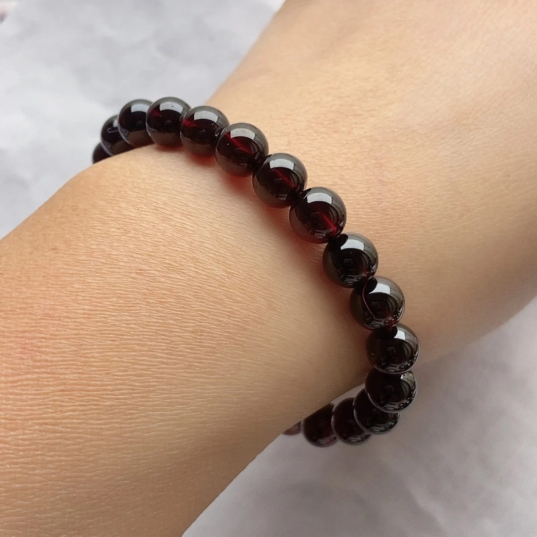 未镶嵌石榴石手链8.0福利