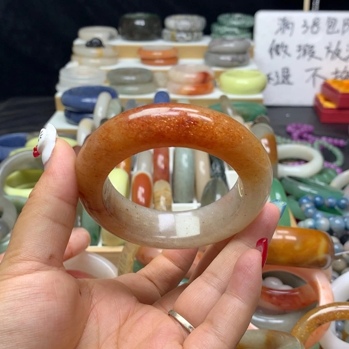 石英质玉手镯未镶嵌阿**o