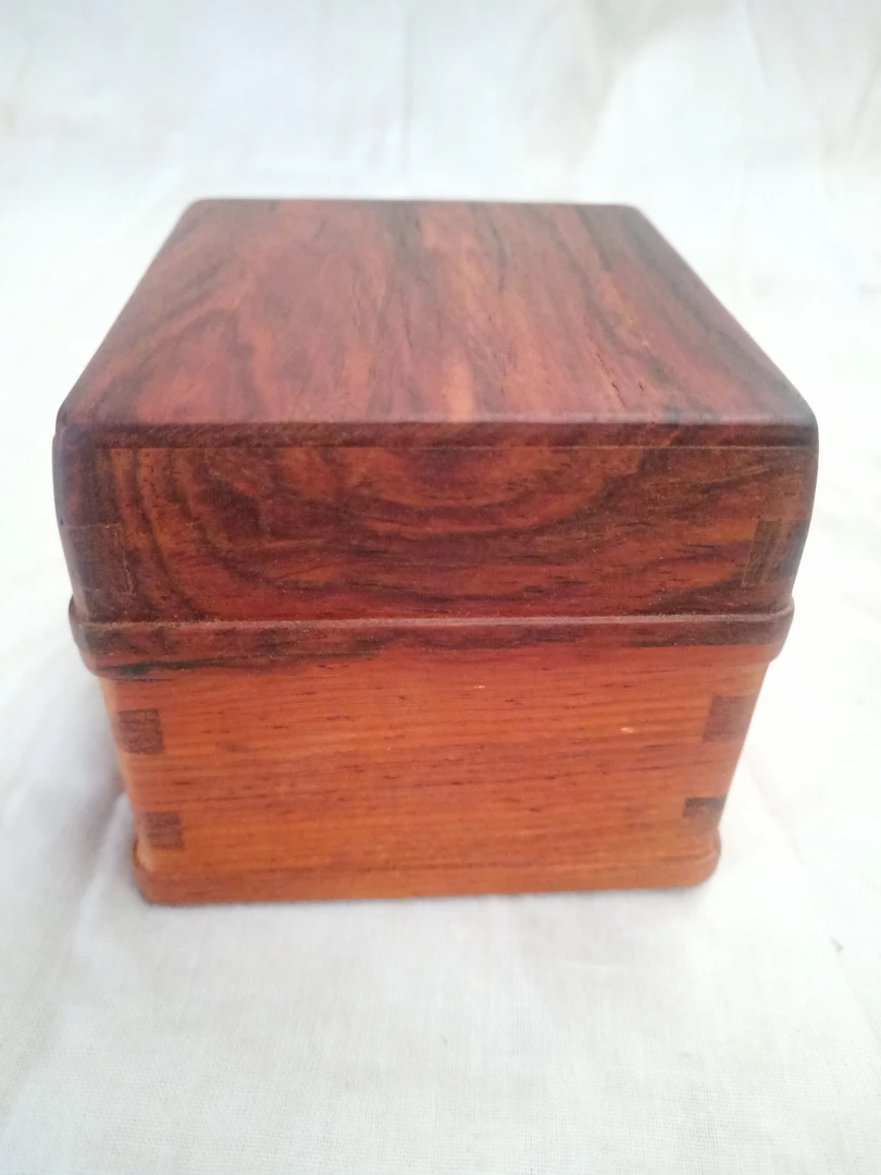 微凹红木大红酸枝收纳盒面包盒手饰盒