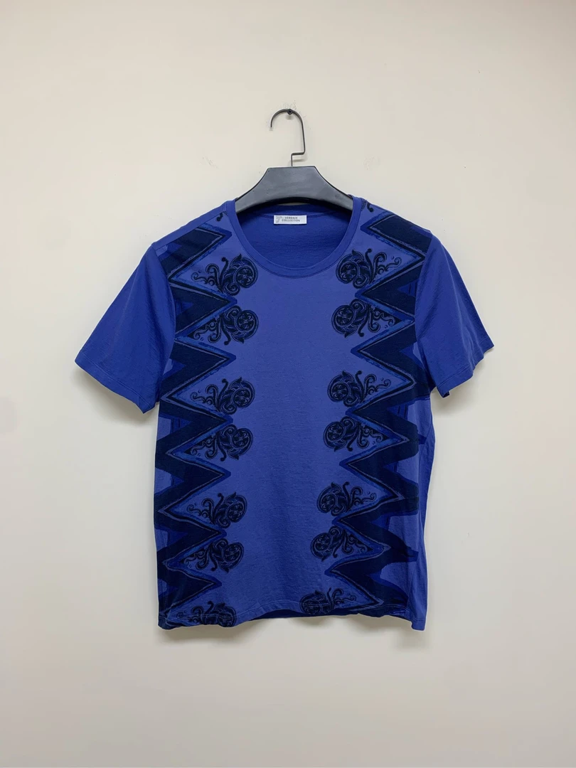 未使用 VERSACE/范思哲 胸前印花短袖/XL码 Y2147