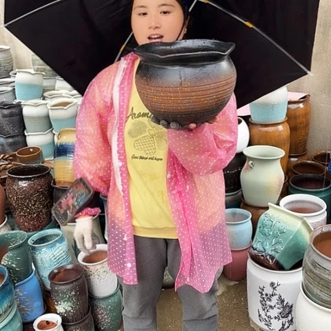 口25高18一个盆子。