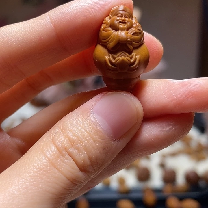 橄榄核手串/手链财神三通