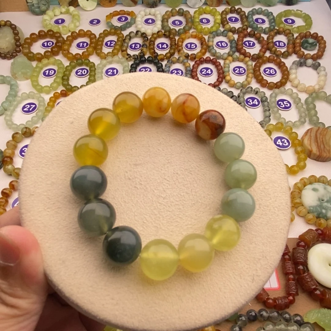 王****蛇纹石玉未镶嵌手串