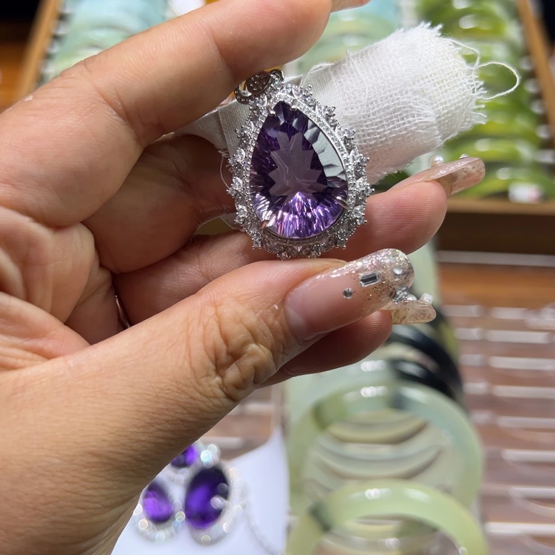 落****蛇纹石玉未镶嵌手镯