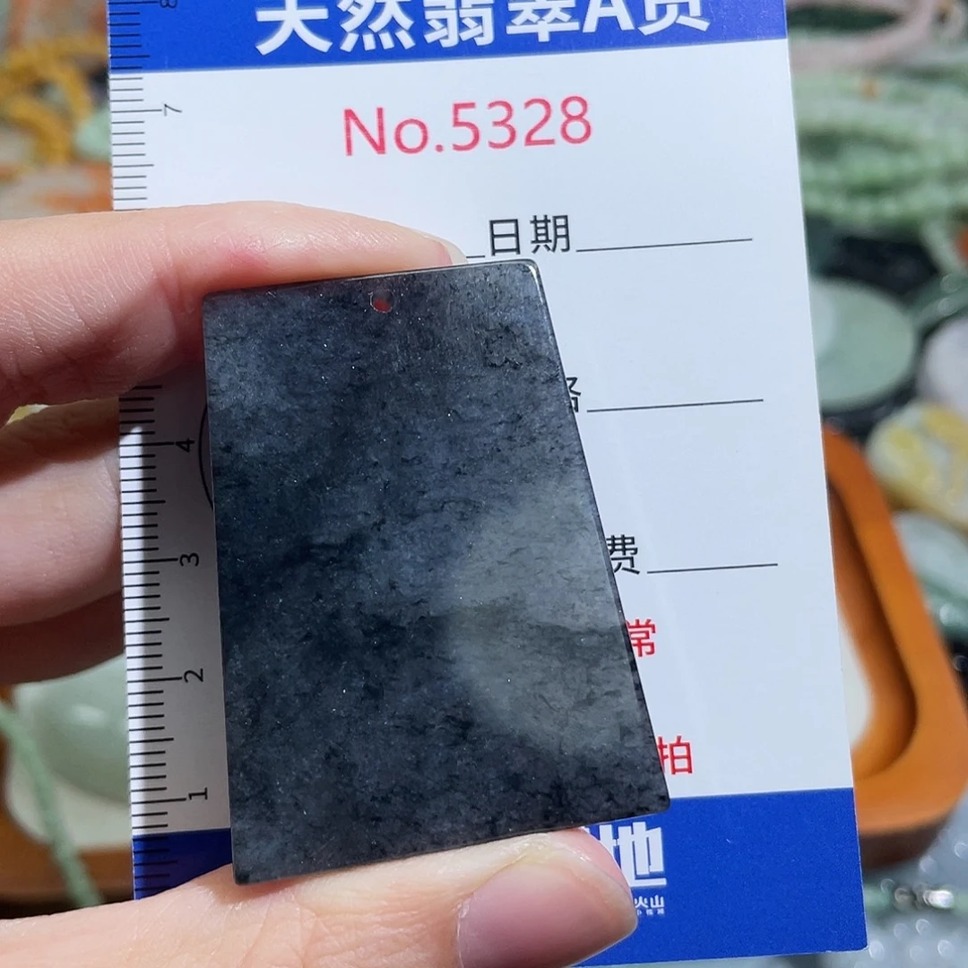 翡翠未镶嵌摆件5328