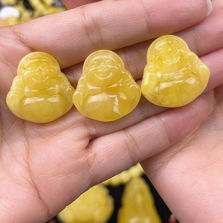 琥珀未镶嵌颈饰琥珀，多样性发其一