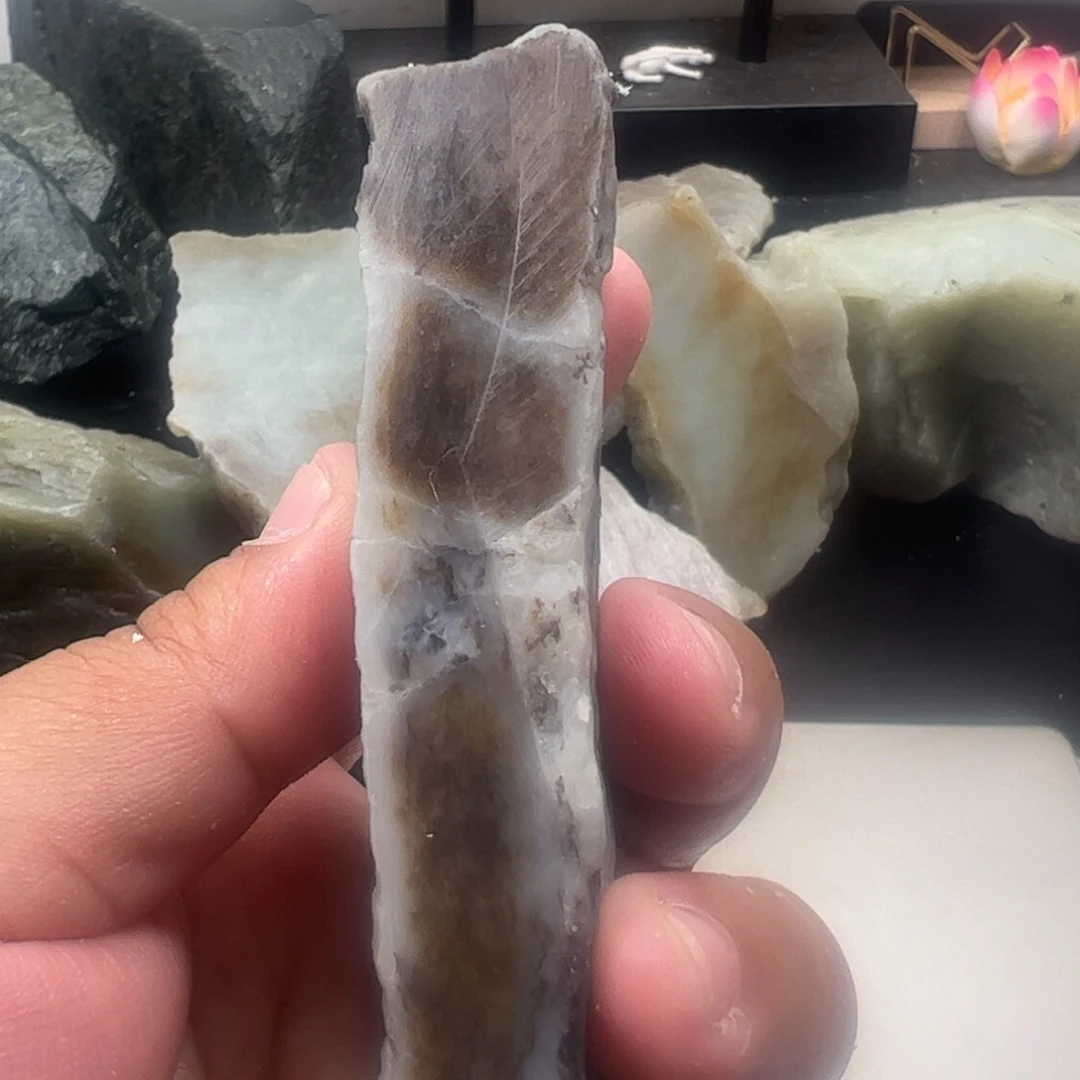 和田玉未镶嵌珠宝半成品