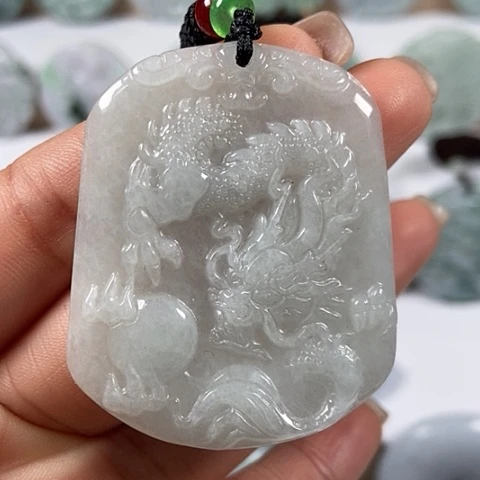 翡翠颈饰未镶嵌龙行天下福利