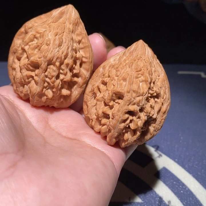 文玩核桃吊坠大沽石