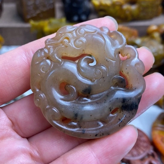 蛇纹石玉未镶嵌颈饰113