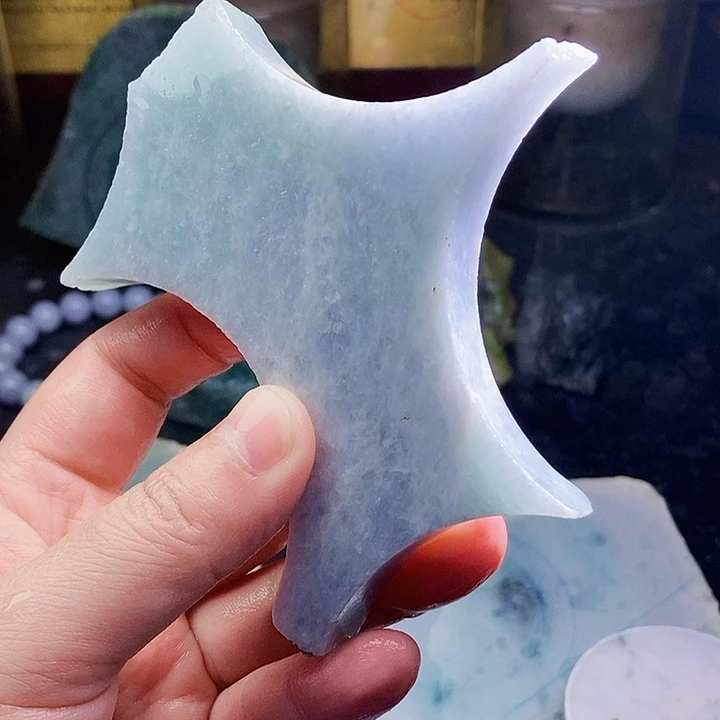 翡翠未镶嵌颈饰毛料26