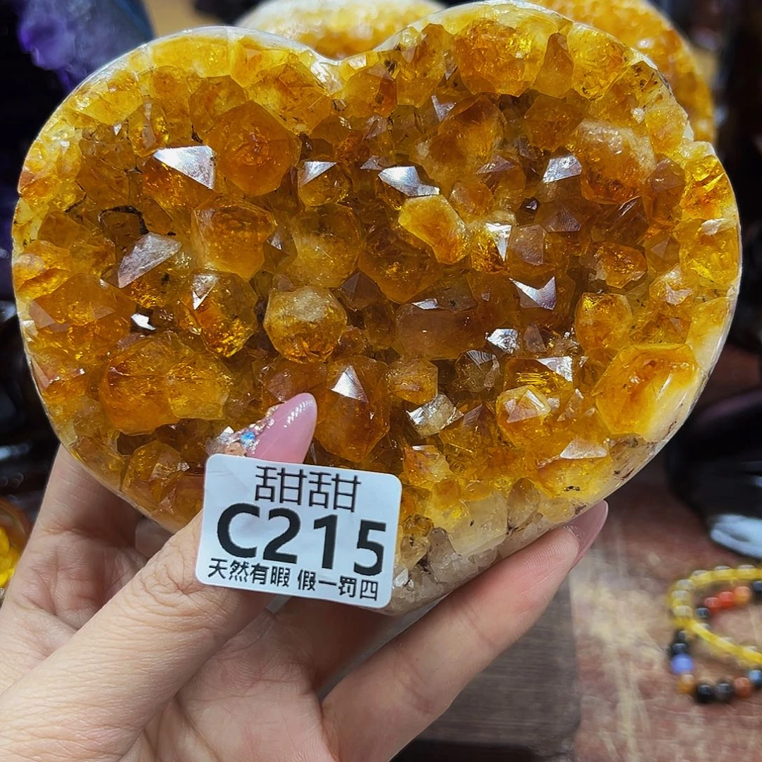 水晶大型摆件未镶嵌