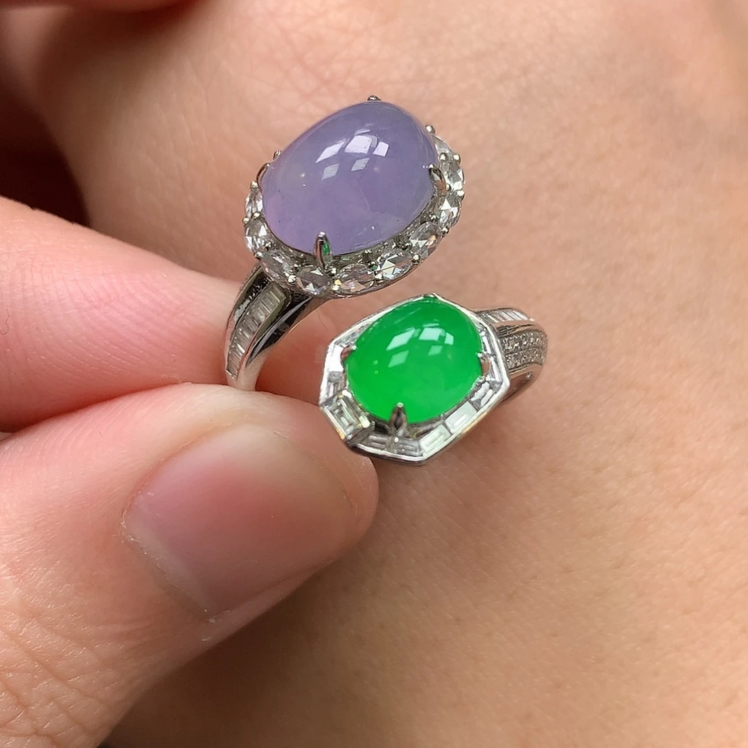 翡翠18K金镶嵌戒指