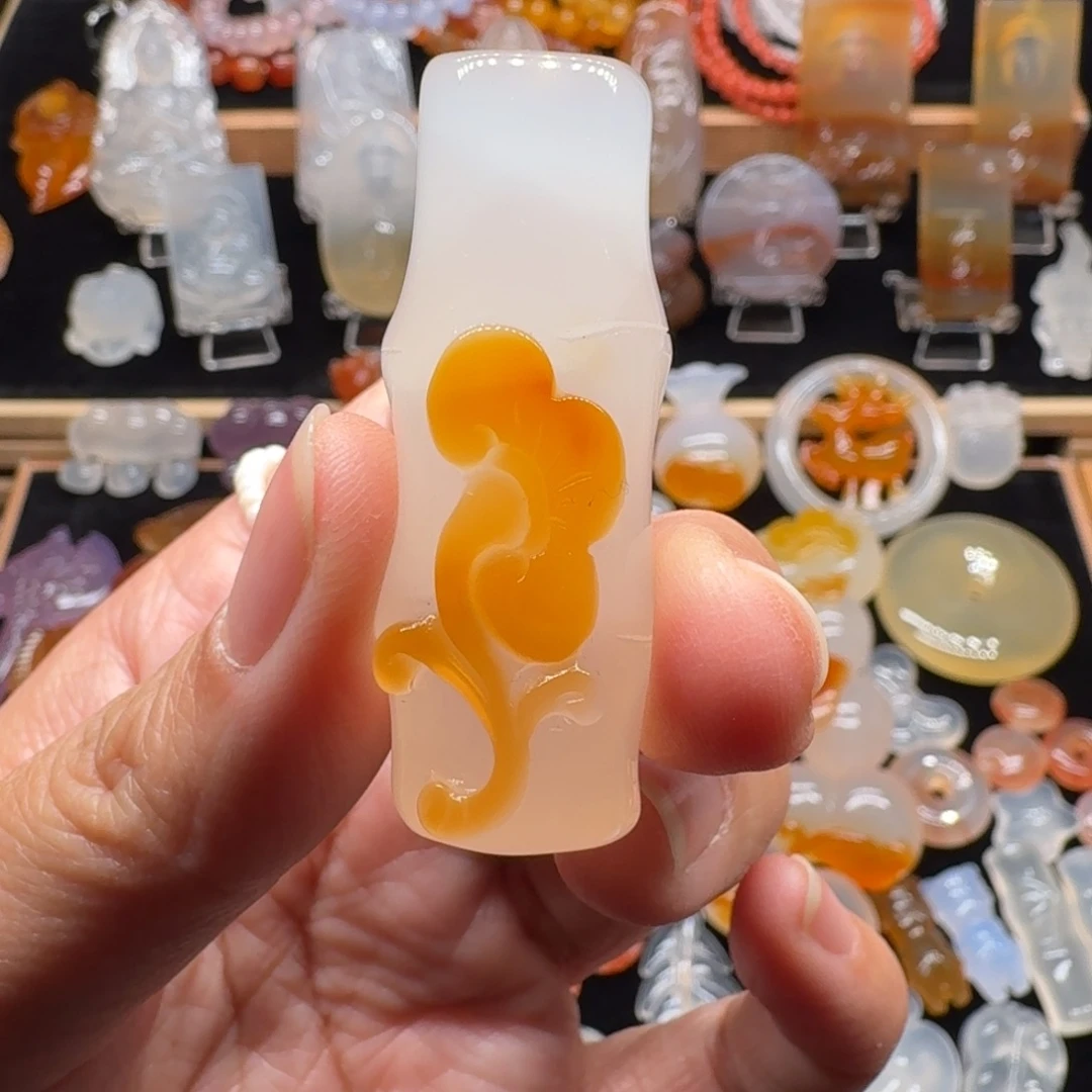 玛瑙/玉髓未镶嵌颈饰