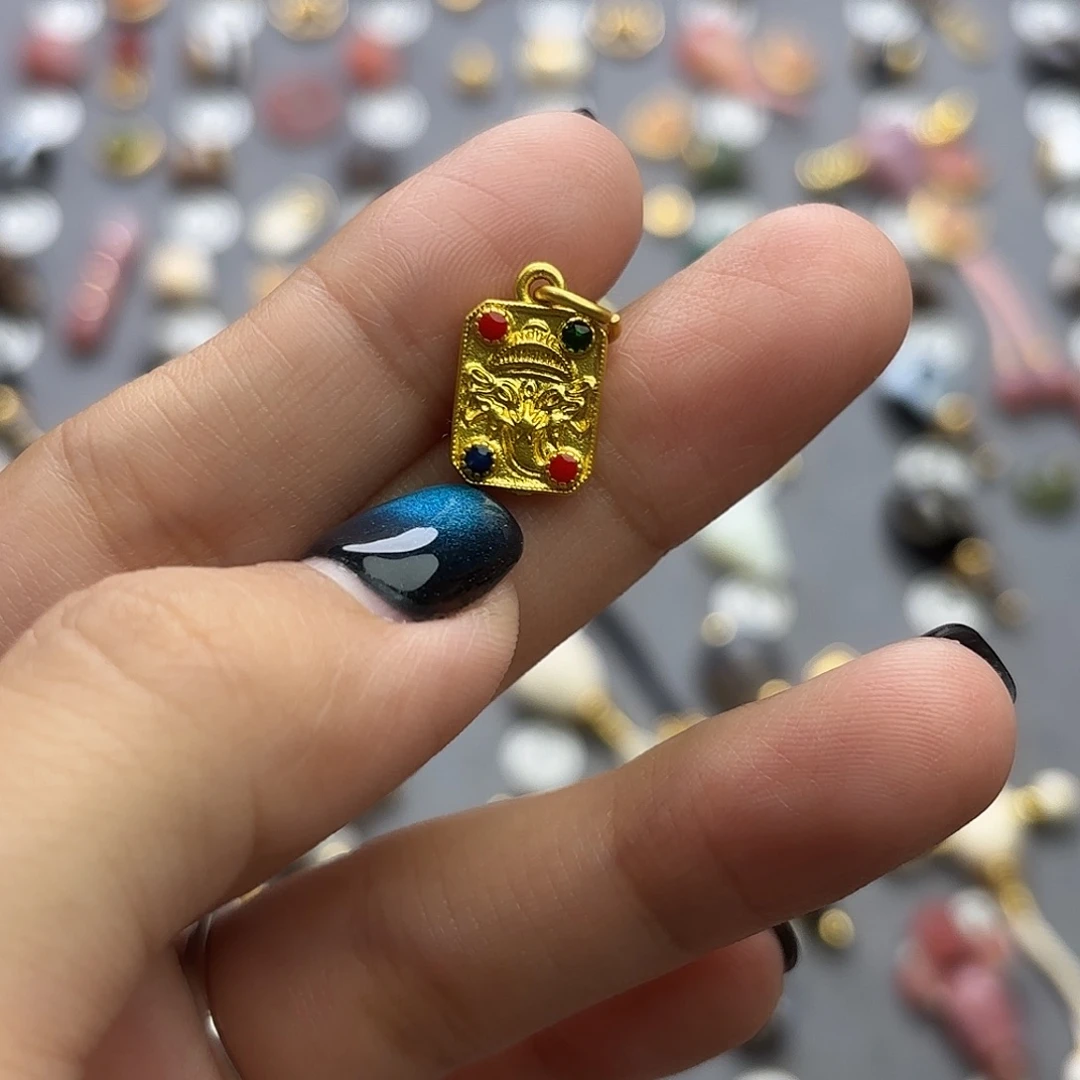 玛瑙/玉髓未镶嵌文玩配饰侧挂