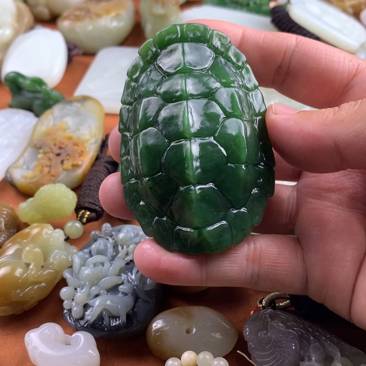 未镶嵌和田玉挂件