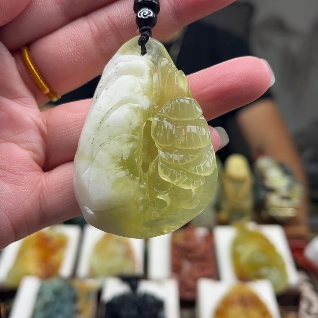 岫玉未镶嵌挂件挂件