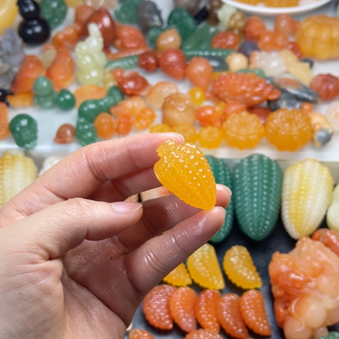 云***享石英质玉（金丝玉）未镶嵌颈饰