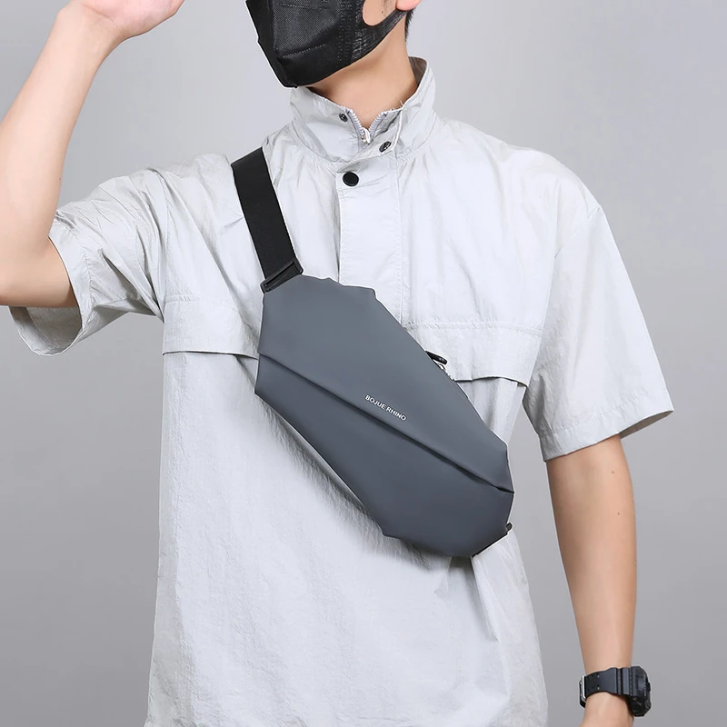斜挎包男士单肩大容量防水皮膜潮牌胸包运动男生随身斜肩背包男款
