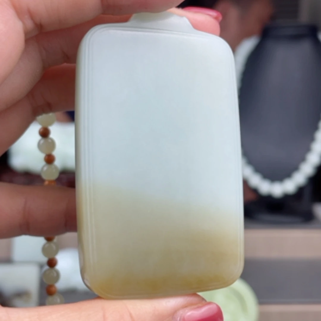 【闪购商品】颈饰未镶嵌和田玉