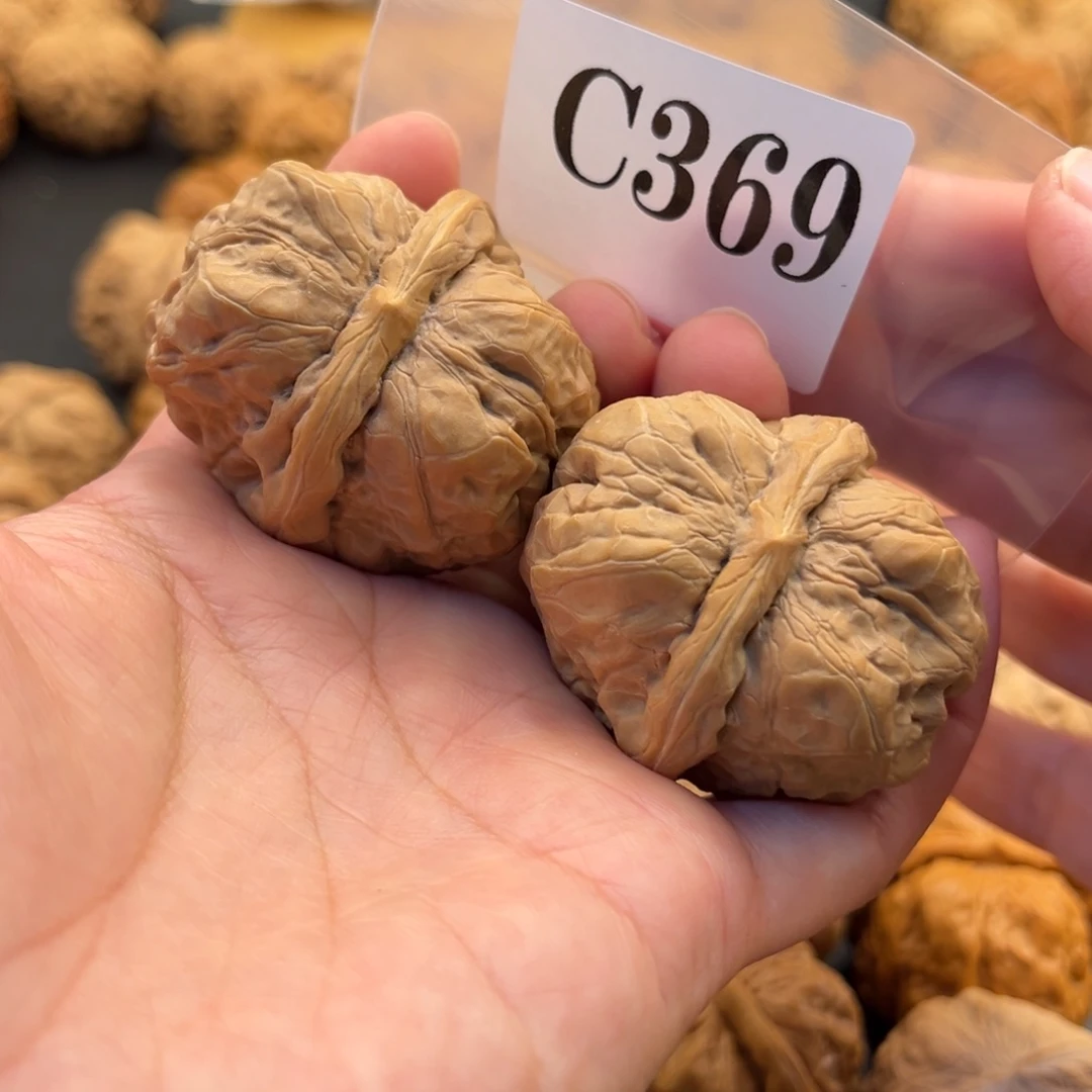 ξ****把件桃核蛙蛙福利40度43