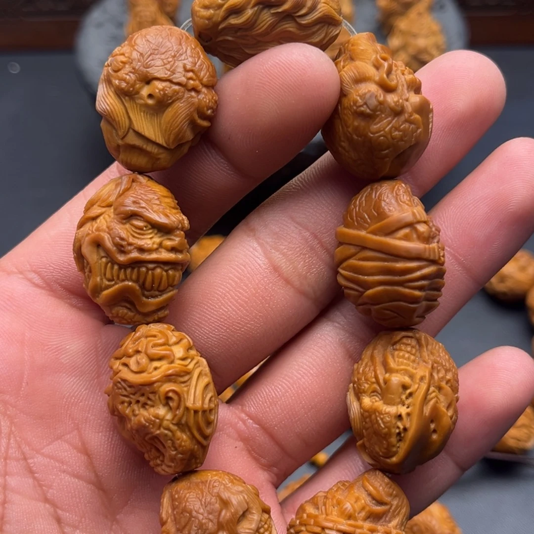 橄榄核手串百鬼核雕