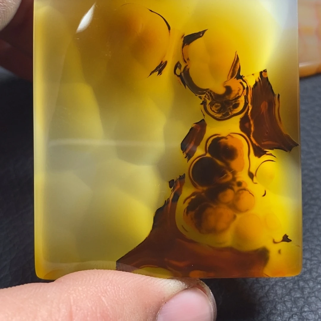 玛瑙/玉髓颈饰未镶嵌红**石