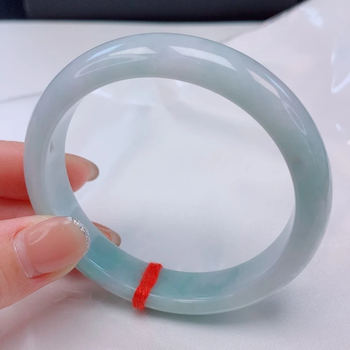 伴***爱翡翠未镶嵌手镯57。58