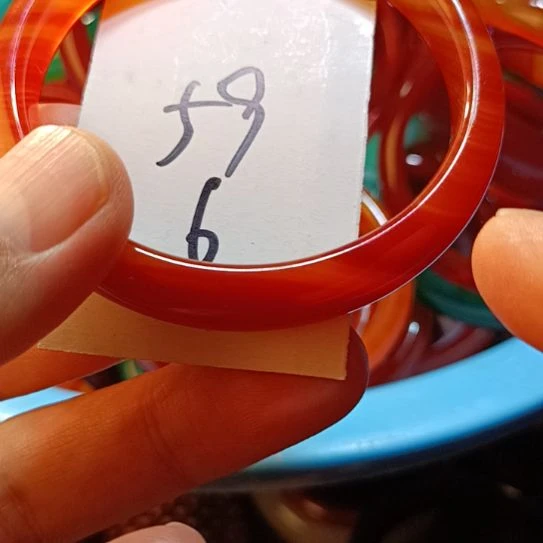 玛瑙/玉髓手镯未镶嵌