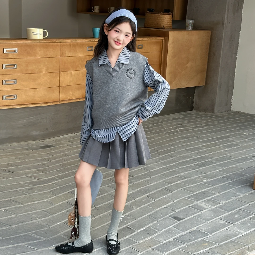女童百褶裙套装春秋款2025新款女孩大童学院风马甲衬衫儿童三件套