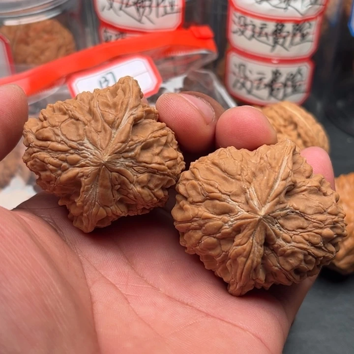 文玩核桃把件和尚头47