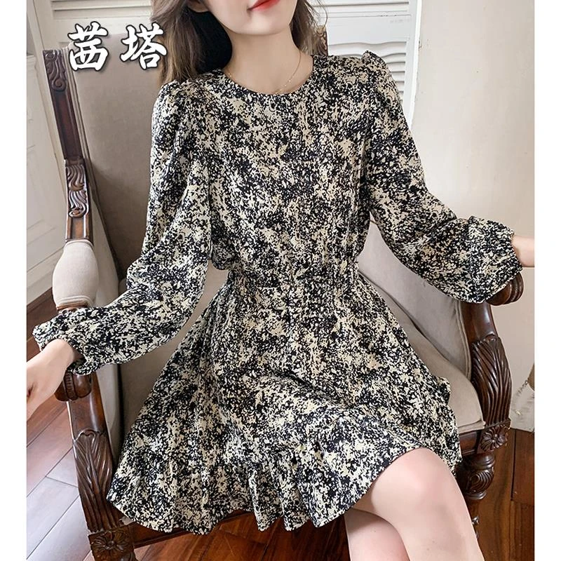 碎花雪纺连衣裙子女士春秋2025年新款夏季a字爆款气质长袖中长裙