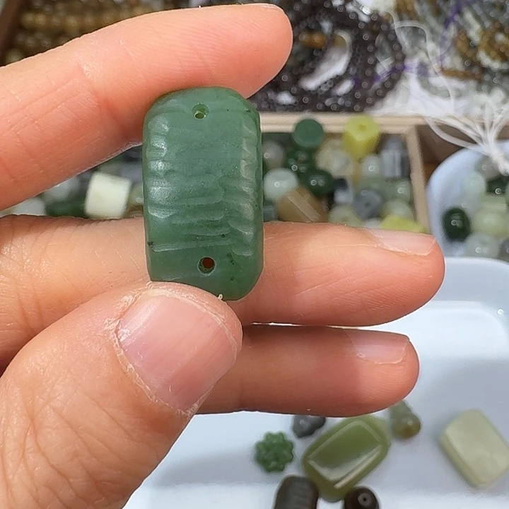 笑****和田玉（碧玉）未镶嵌颈饰13247